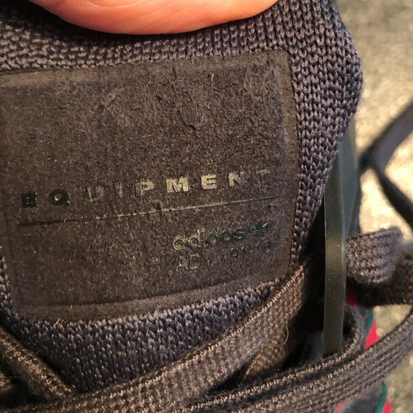 Men’s Adidas Equipment black with red stripes size 10 Running shoes - Picture 14 of 15